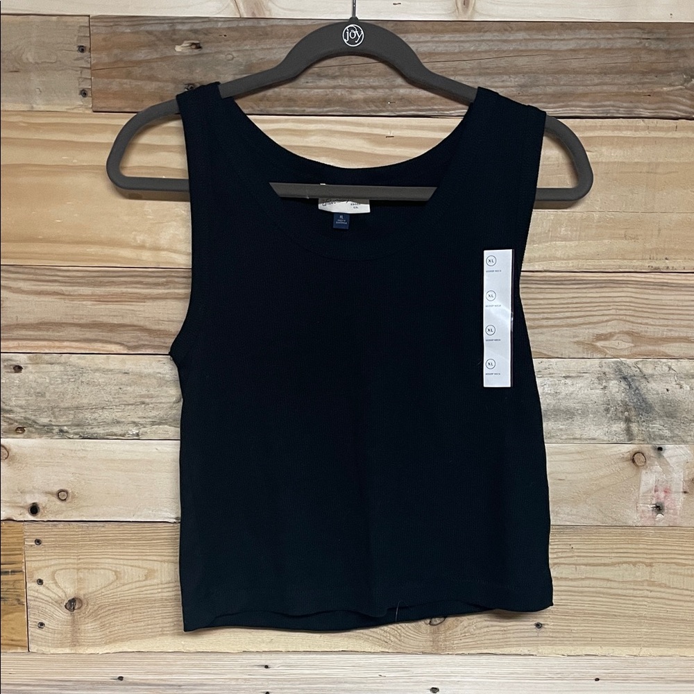 Universal Thread size XL Black Soft and Stretchy Ribbed Cropped Tank Top
